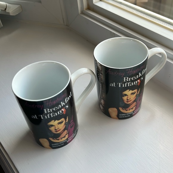BREAKFAST AT TIFFANY’S AUDREY HEPBURN KONITZ (2) coffee mugs - Picture 1 of 10